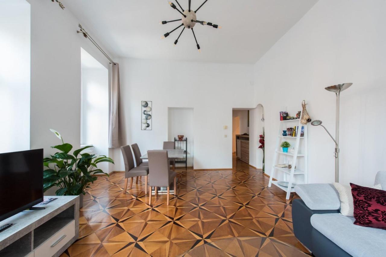 Belvedere Central Apartment فيينا المظهر الخارجي الصورة